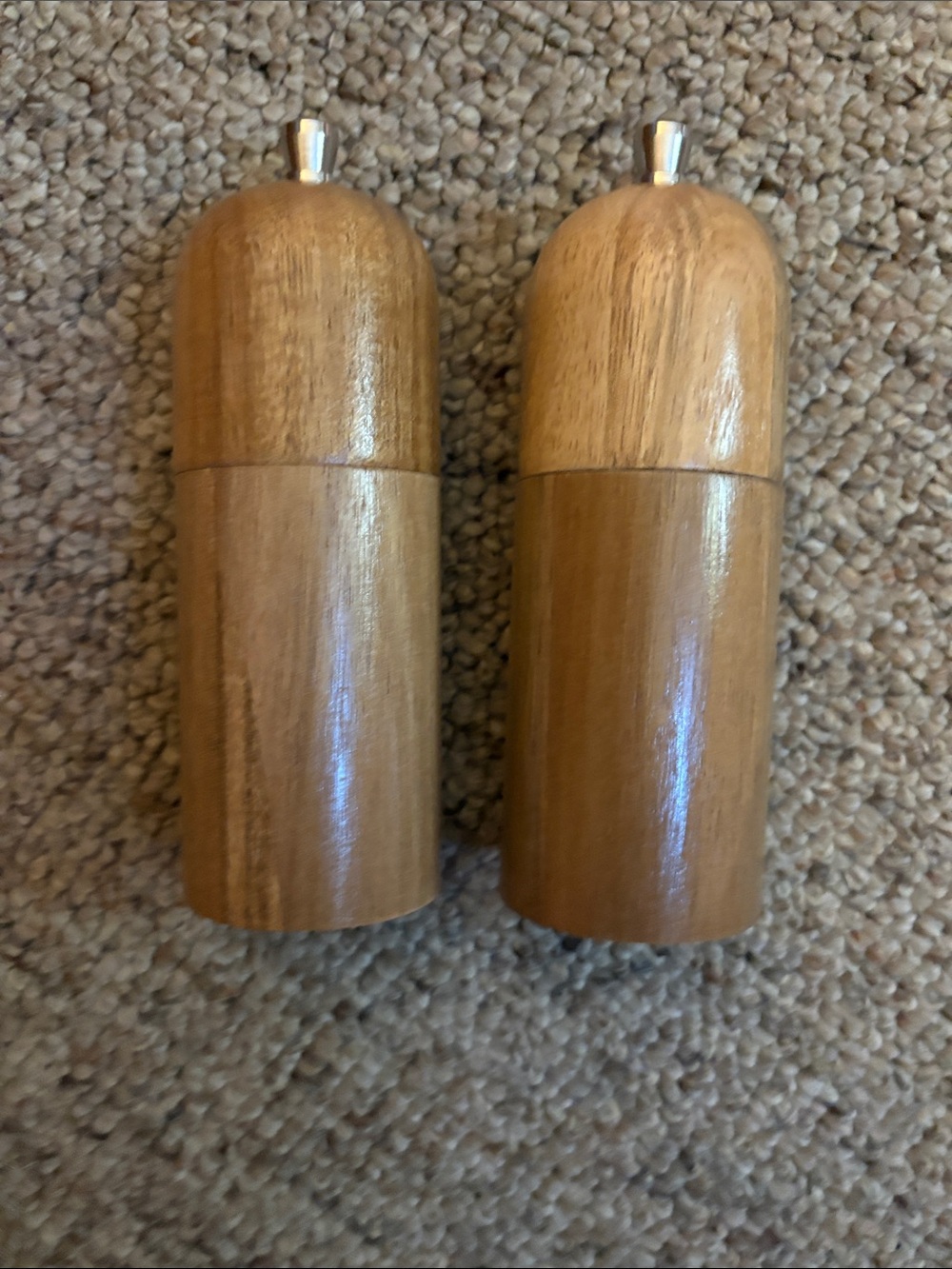 Acacia Wooden Salt and Pepper Mill Set in Warm Brown - Classic Kitchen Accent